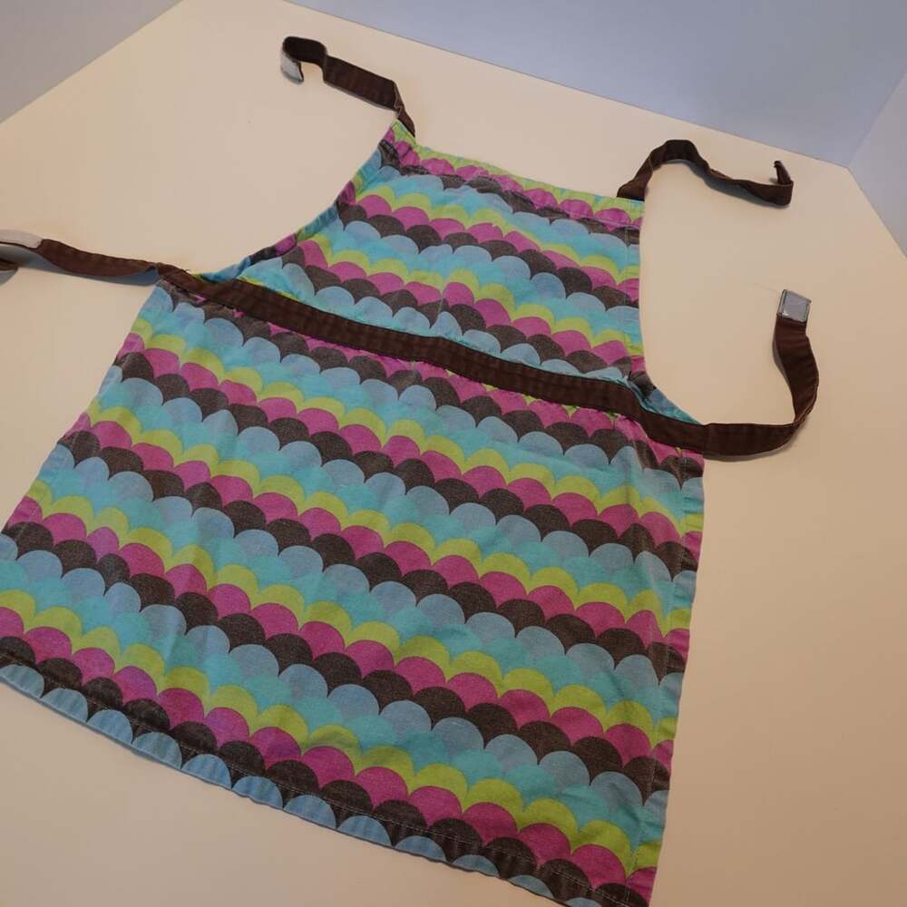 IKEA Tullia Kids Adjustable Apron Kitchen Cooking Baking Scalloped Pattern